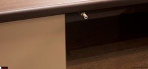 λεπτομέρεια μηχανισμού συρταριού μπουφέ Terra ποιοτική κατασκευή επίπλου τραπεζαρίας