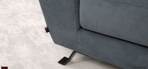 Μεταλλικά μαύρα πόδια Τριθέσιου Καναπέ Σύμβολο Black Edition Μαύρα μεταλλικά πόδια τριθέσιου καναπέ Σύμβολο Black Edition που προσφέρει ελαφρότητα και σταθερότητα