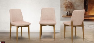 αρέκλα Onar με ροζ υφασμάτινη επένδυση και ξύλινη βάση από μασίφ δρυ – εμπρόσθια, πλάγια και προφίλ όψη σε ξύλινο δάπεδο.