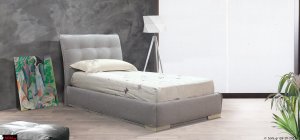 Υφασμάτινο κρεβάτι μονό με καπιτονέ ψηλό κεφαλάρι και ύφασμα αποσπώμενο 