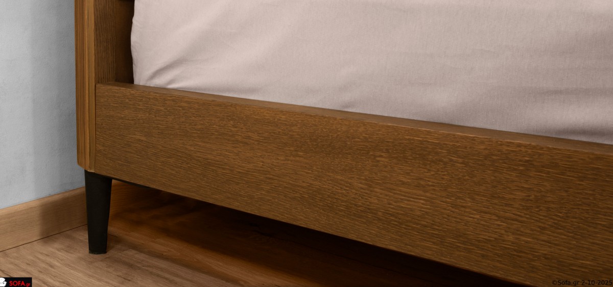 χειροποίητη κρεβατοκάμαρα Open με ξύλινο κρεβάτι, κομοδίνο και συρταριέρα σε μοντέρνο στυλ