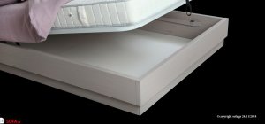 Σετ κρεβατοκάμαρας με inox λεπτομέρειες κρεβάτι με αποθηκευτικό χώρο