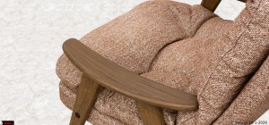 Πίσω όψη πολυθρόνας Symmetry με εργονομική πλάτη και καμπύλη γραμμή, σχεδιασμένη για σωστή στήριξη και σταθερότητα