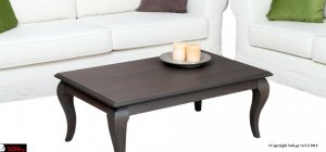 κλασσικό τραπεζάκι σαλονιού σε λιτό διαχρονικό σχέδιο