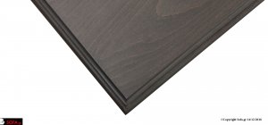 Κλασσικό τραπεζάκι σε γκρι απόχρωση με σκάλισμα στο καπάκι