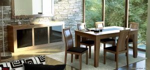 Τραπεζαρία με μαυρο τζάμι